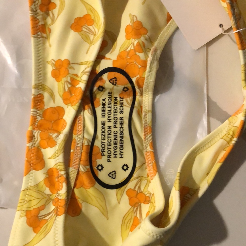 NWT Honey swim sunni laced bralette set - top (small) and classic bottoms medium - Picture 8 of 11
